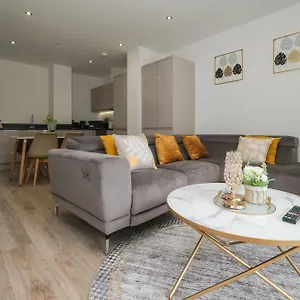 Brand New 2 Bedroom Centre Of Solihull
